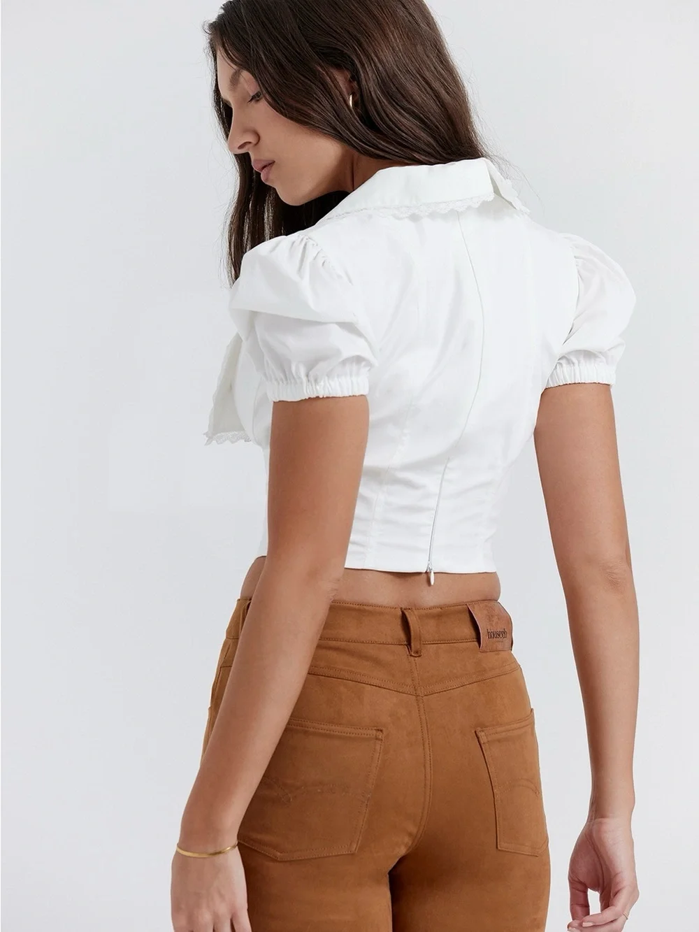 House of CB Augusta White Pin Tuck wide collar scalloped lace medium